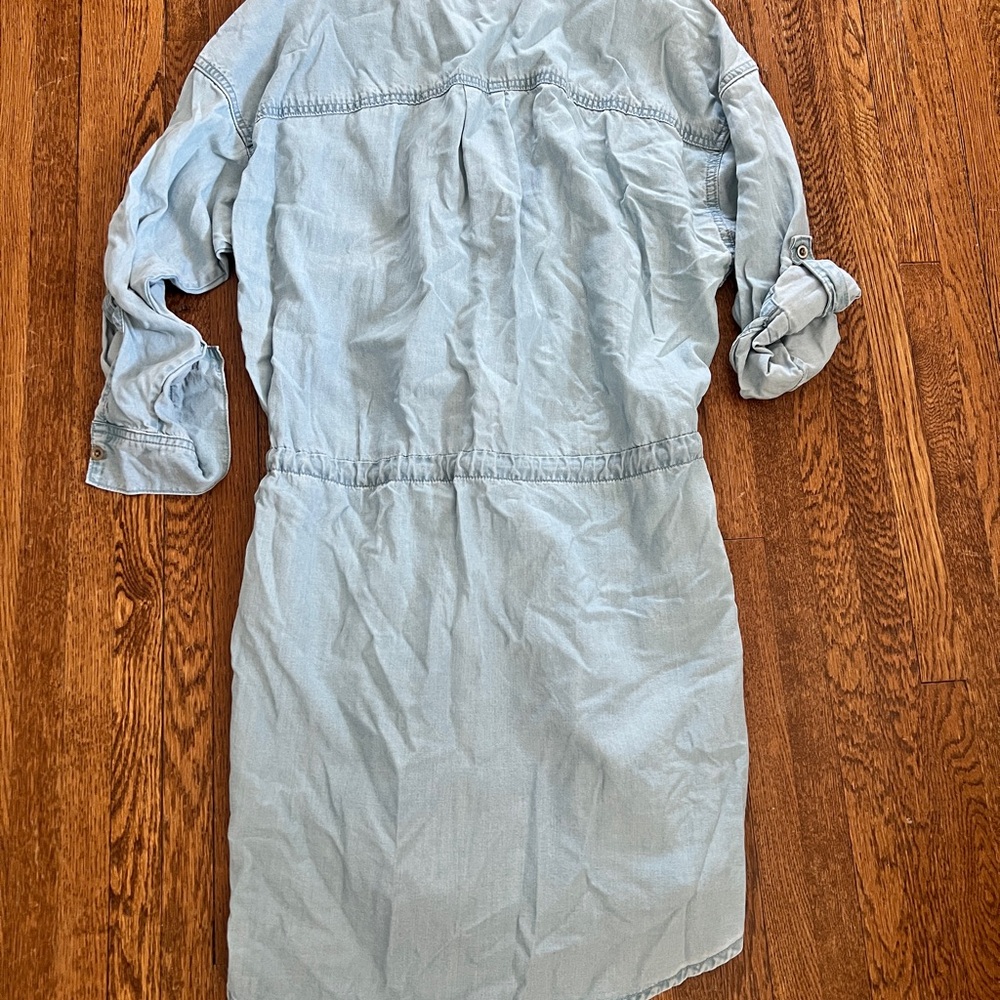 Banana Republic Light Wash Button Up Denim Dress Womens Size 4 - Picture 4 of 4